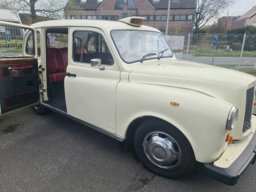 1994 Austin Fairway taxi