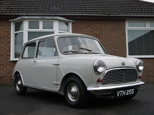 1960 AUSTIN MINI "SEVEN" SALOON - IN OUTSTANDING CONDITION !! SOLD