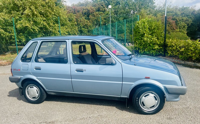 1988 Austin Metro Blue Manual, 4 speed Right Hand Drive in Doncaster ...