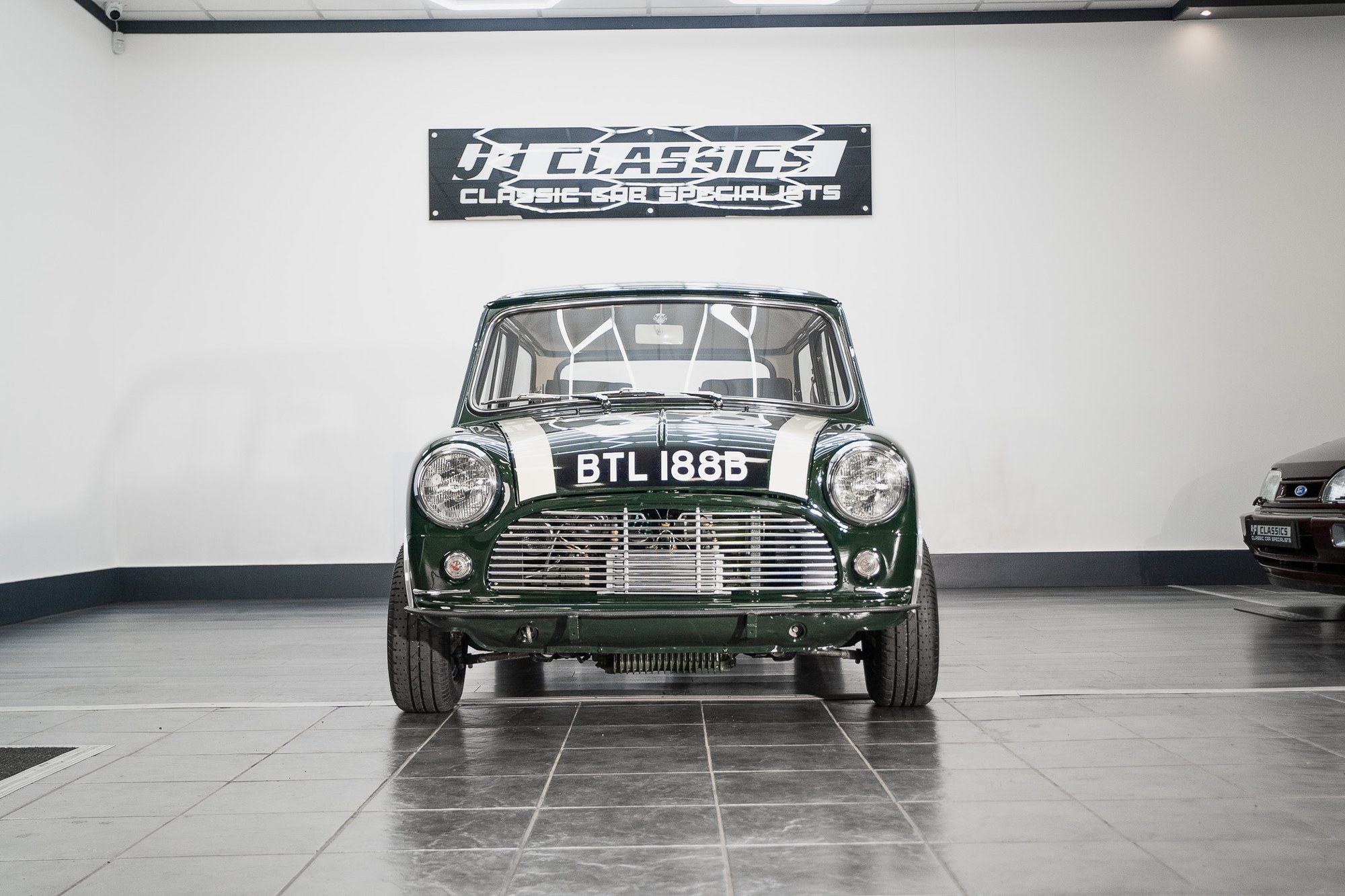 1964 Austin Mini Cooper S Multi Race Winning Car, foto 1