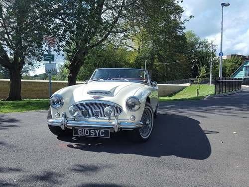 1963 Austin Healey 3000 MKII BJ7 at Morris Leslie 17th August For Sale by Auction
