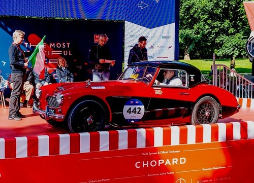 1957 AUSTIN HEALEY 100/6 BN4 SOLD