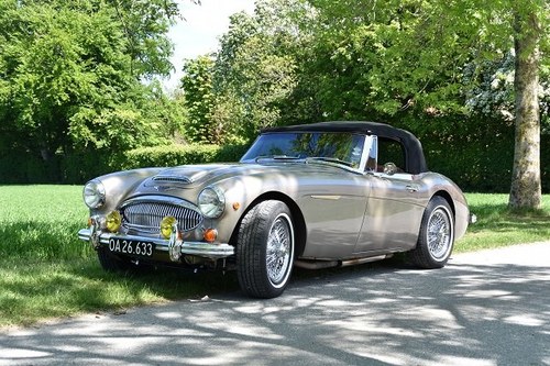 1967 Austin Healey 3000 in Gold For Sale