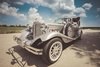 I would like to buy two Beauford cars A noleggio