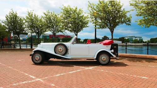 2010 Beauford 2 DOOR Convertible NEW Roof and Pure White Fresh Co For Sale