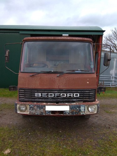 1983 Bedford TL750 with drop side body In vendita