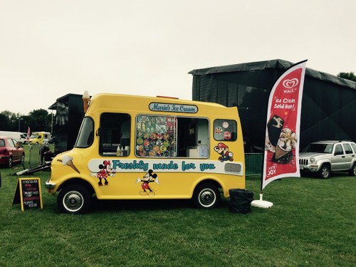 1973 Bedford CF Ice Cream Van with lots of parts Kaufen Bei