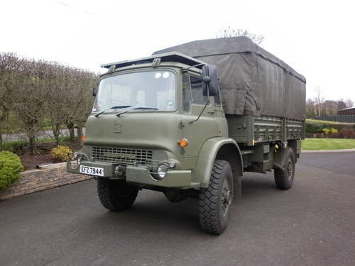 1984 MILITARY VEHICLE VENDU