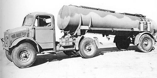 1940 OXC Scammell Tanker, Bedford tanker, Scammel VENDUTO