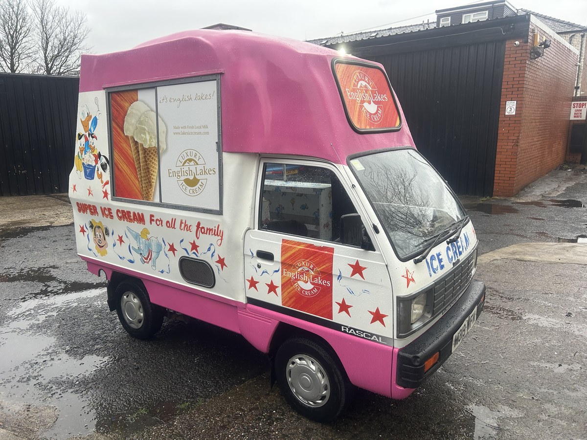 Driving A Rascal 1990 Bedford Rascal Multicolour Manual, 4 speed Right Hand Drive in ...