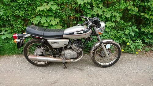 Benelli 250 2C 1981 low miles. For Sale