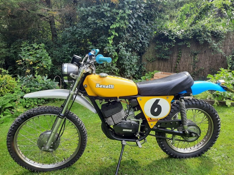 Motorcycle Benelli Enduro 800 BMW F 800 GS Adventure Price, Specs