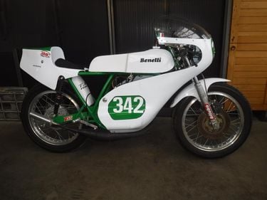Benelli 250cc 2 cylinder racer 1968