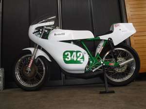 1969 Benelli 250cc 2 cylinder racer 1968 For Sale (picture 3 of 12)