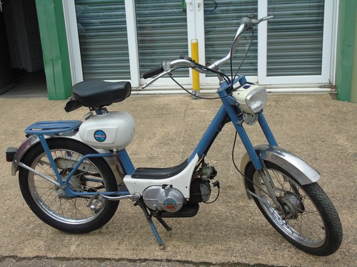 Benelli 49cc Gentleman 1966 Classic Italian Pedal Moped Kaufen Bei