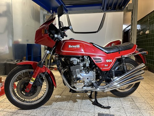 1987 Benelli Sei 900 A vendre
