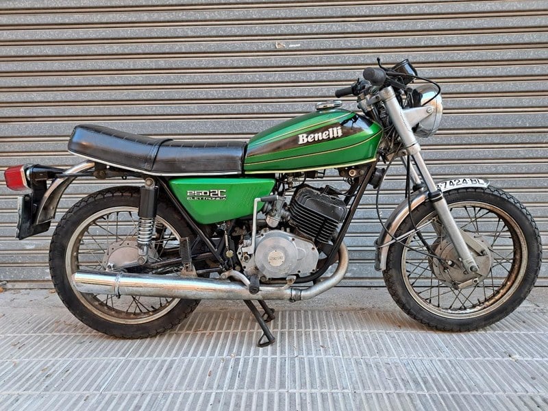 1975 Benelli 250 2C - 1 1975 Benelli 250 2C - 1