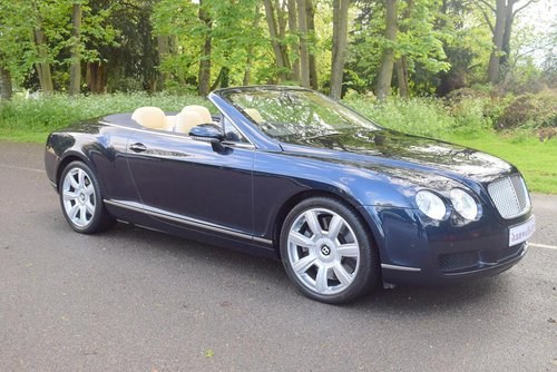 2006/56 Bentley Continental GTC in Dark Sapphire In vendita