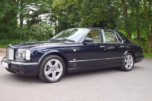2001/51 Bentley Arnage Le Mans Series in Sapphire Blue For Sale