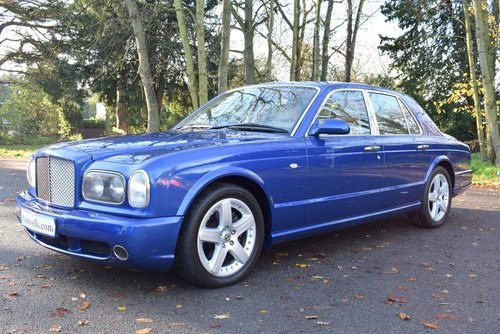 2001 2002 Model/51 Bentley Arnage T in Moroccan Blue For Sale
