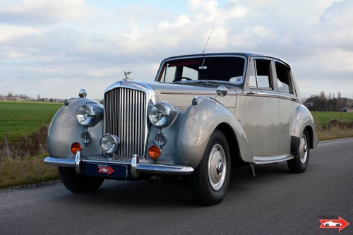 1953 Bentley R Type Saloon Highly original example For Sale