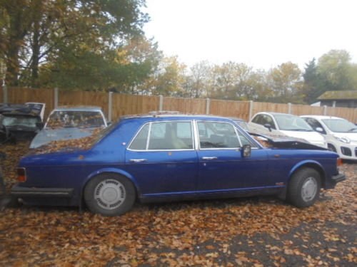 Bentley turbo r 1991 new mot 4 new tyres at £400 each swap? For Sale