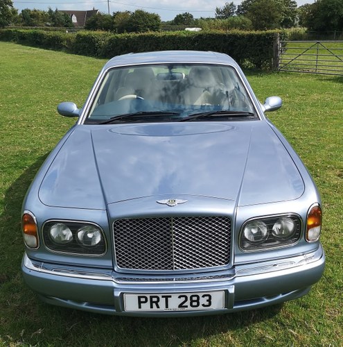 2000 Bentley Arnage Green Label in Fountain Blue For Sale