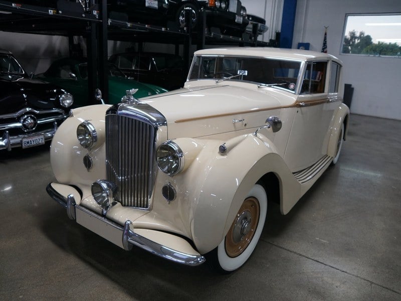 1947 Bentley Mark VI all aluminum coachbuilt sedan