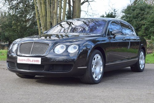 2006/06 Bentley Flying Spur in Diamond Black In vendita