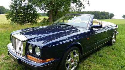 Bentley Azure - young classic convertible in mint condition
