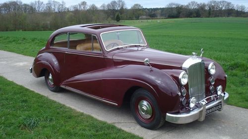 Picture of 1951 Bentley MK VI - Rare Fixed Head Coupé by James Young - For Sale