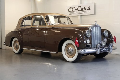 1950 Bentley VI 4-door saloon In vendita