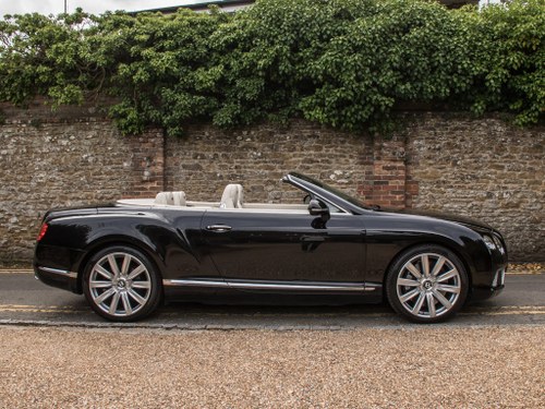 2012 Bentley    Continental GT W12 Mulliner Specification  For Sale