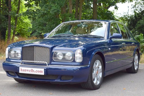 2002/52 Bentley Arnage R in special order Oxford Blue For Sale