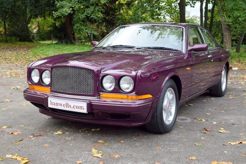 1995 1996 Model/N Bentley Continental R in Wildberry For Sale