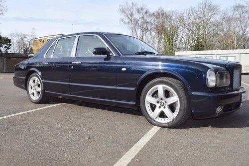 2003/52 Bentley Arnage T in Black Sapphire For Sale