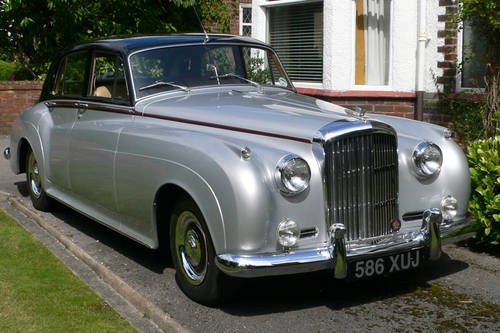 1958 Bentley for Weddings with Chauffeur A noleggio
