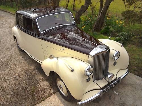 1954 BENTLEY 'R' TYPE AUTOMATIC. SOLD