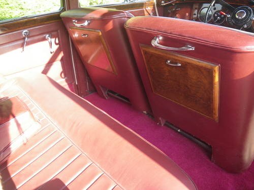 1949 Bentley MK VI Sports Saloon SOLD