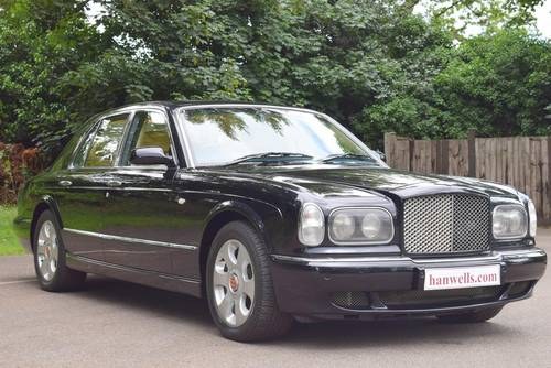 2001 Y Bentley Arnage Red Label in Black Sapphire For Sale
