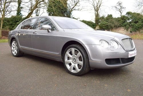 2005 2006 Model/55 Bentley Flying Spur in Silver Tempest For Sale