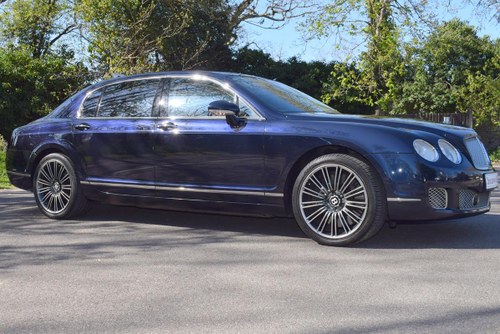 2008 2009 Model/58 Bentley Flying Spur Speed in Sapphire Blue For Sale