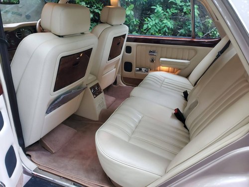 1998 Bentley Brooklands R LWB  Rare car only 4 made For Sale