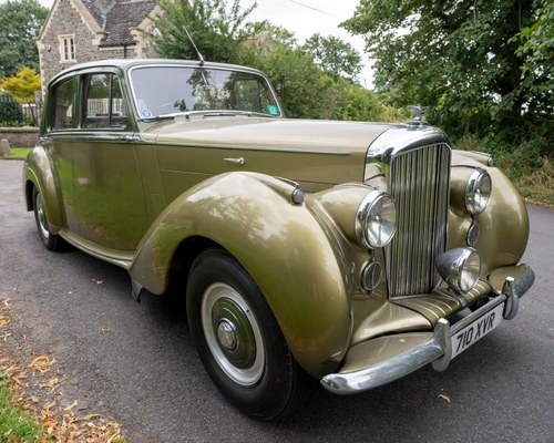 1954 Bentley R-Type 4½-Litre Saloon For Sale by Auction
