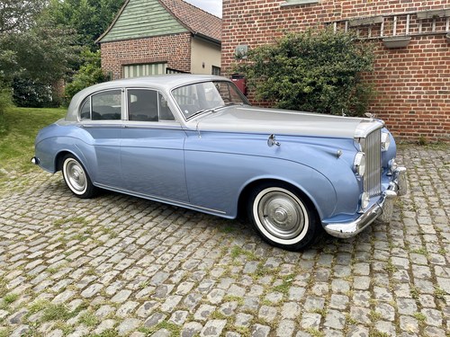 1956 LHD Bentley S1 4 door saloon by James Young VERKAUFT