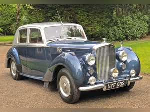 1953 Bentley R Type Manual Sporting Saloon For Sale (picture 1 of 12)