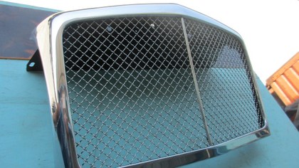 Front grill for Bentley Mulsanne