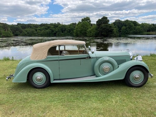 1939 Bentley 4 1/4 Litre (Overdrive) Drophead Coupe by Vanden Pla For Sale