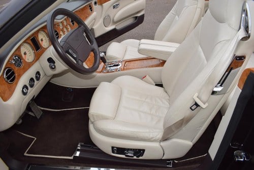 2009 Bentley Azure - 8