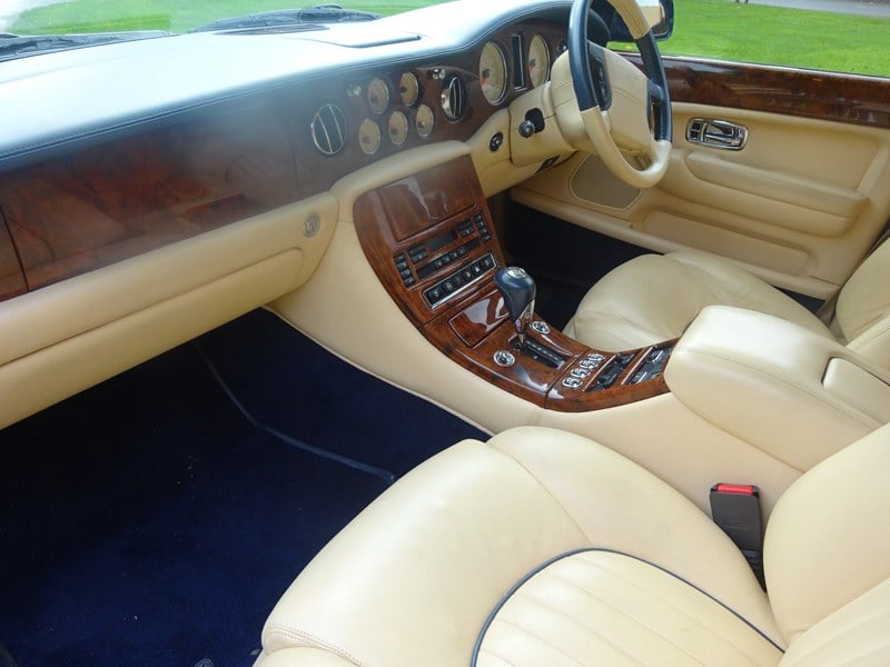 2000 Bentley Arnage - 7